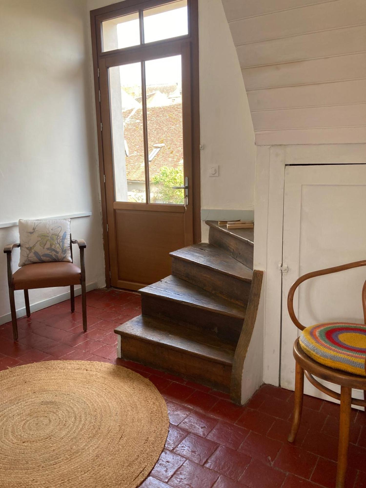 Sur Les Ailes Du Papillon-La Suite Saint-Sauveur-en-Puisaye Esterno foto